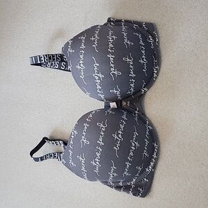 VS Tshirt Pushup Bra 36D